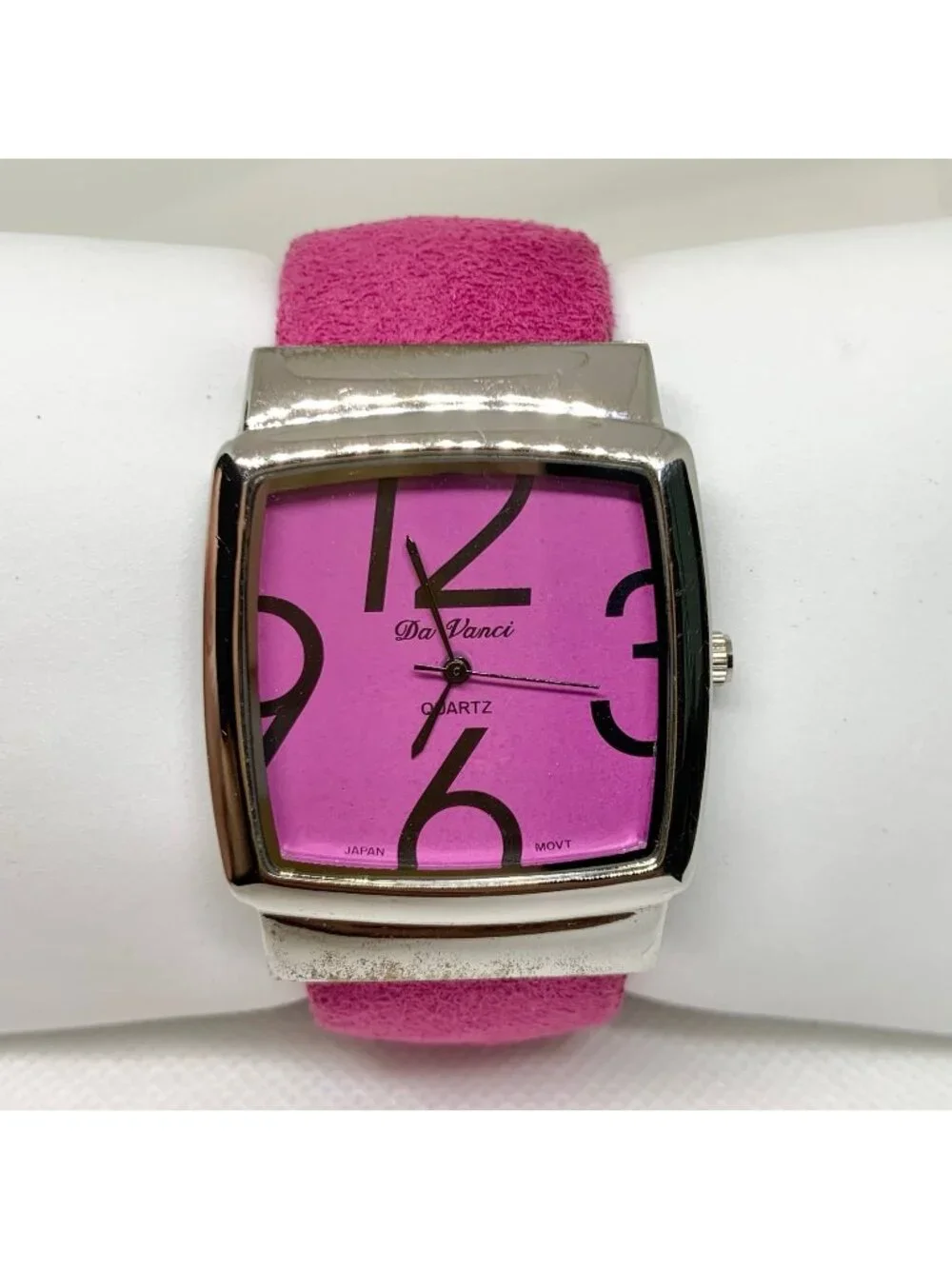 Da vanci Quartz Women's Watch Pink Face Silver tone cuff Band 35mm 6.5” running